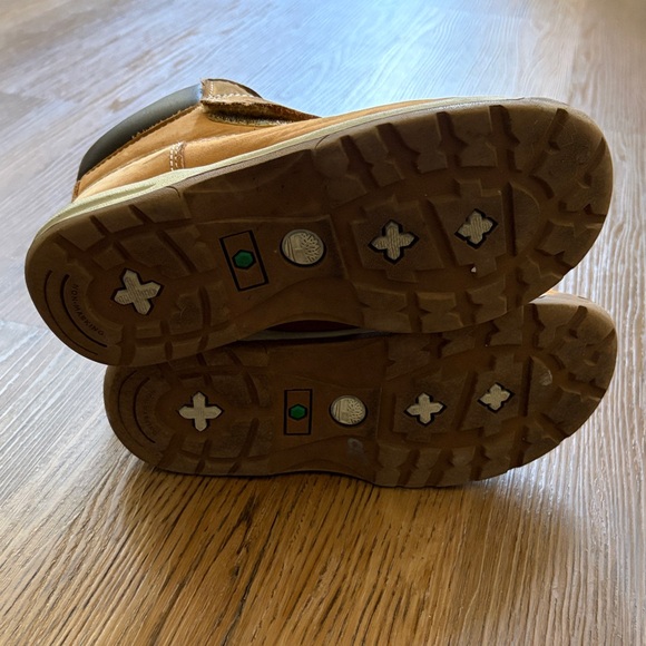 Timberland Kids Brown Boots - Picture 5 of 7